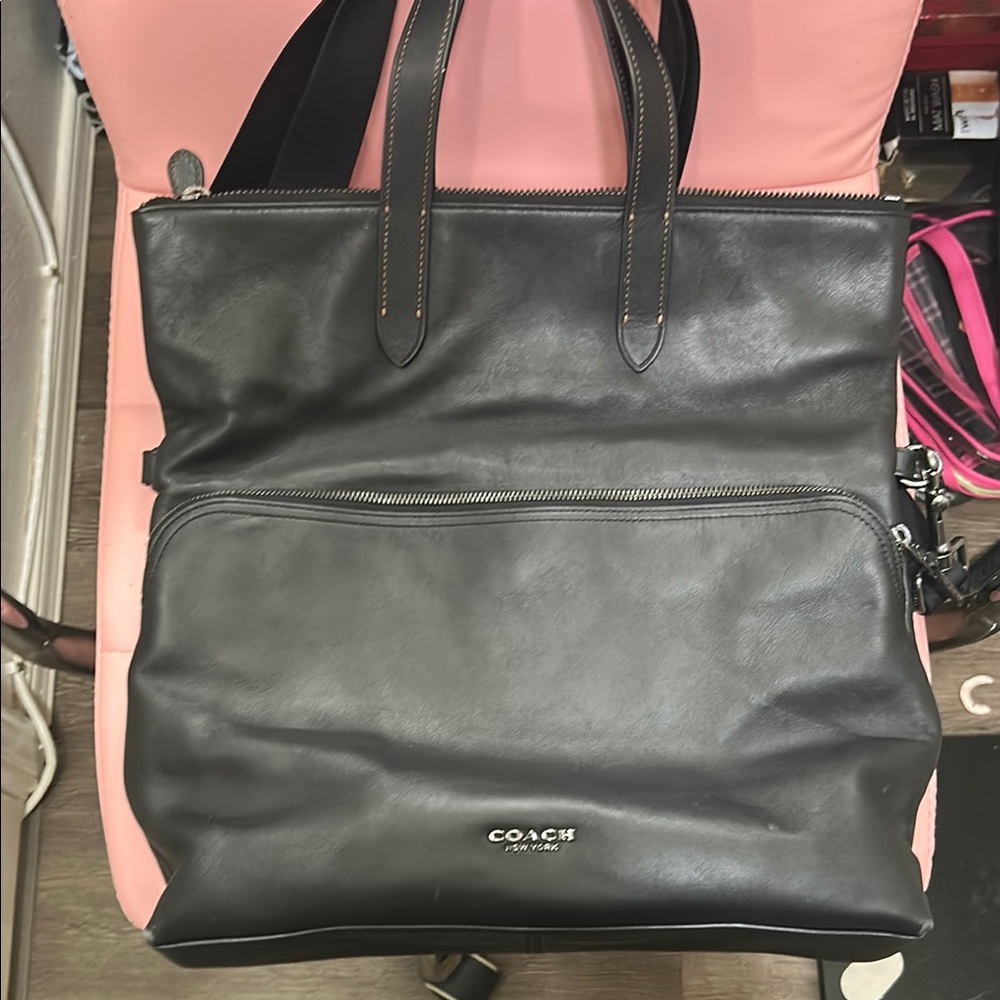 Coach Graham Foldover Crossbody Messenger Smooth Leather Black Bag.